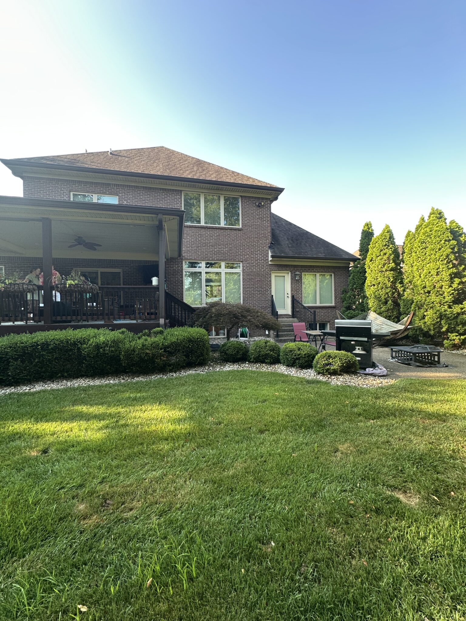 Backyard in Prospect, Kentucky before the fiberglass pool nad outdoor living prooject.